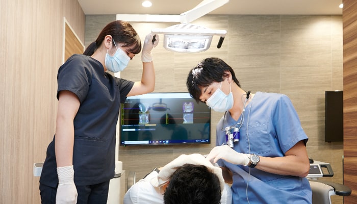 口腔外科認定医が診る歯科治療